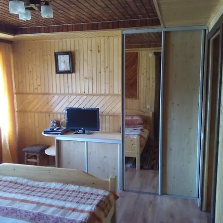 Homestay Opryshky Tatariv Exterior photo