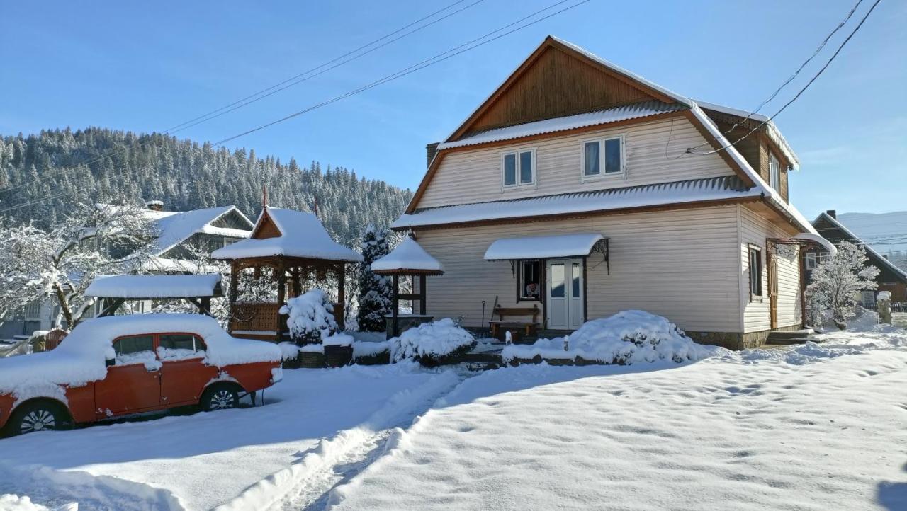 Opryshky Homestay *