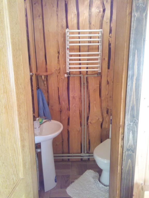 Opryshky Homestay